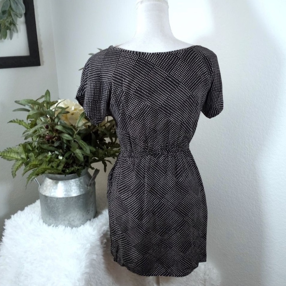 πΈ3/$25 Xhilaration Short Sleeve Black and White Polka Dot Mini Dress, Size M - Picture 8 of 13